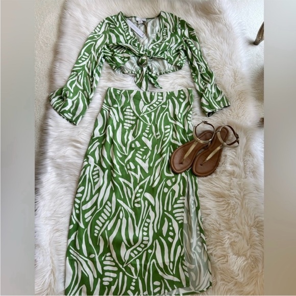 House of Harlow 1960 Dresses & Skirts - House of Harlow 1960 two piece set - LIKE NEW SIZE EXTRA SMALL